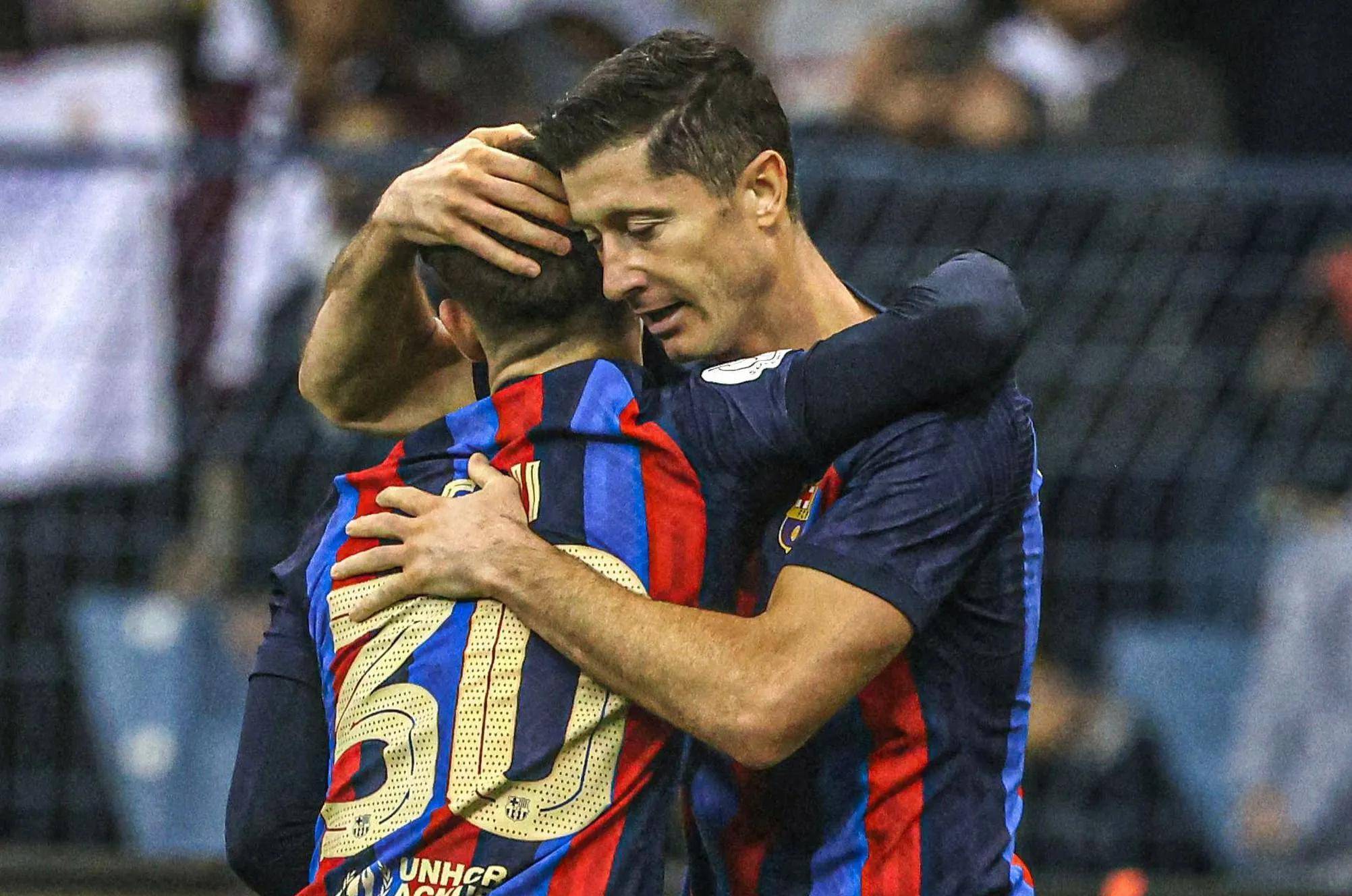 莱万多夫斯基受伤