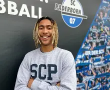 帕德博恩足球队照片