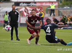 帕德博恩足球队照片